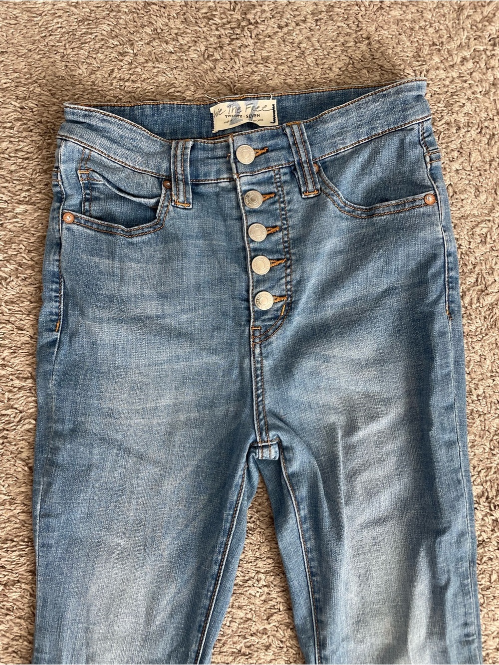 We The Free Bell Bottom Flare Jeans - Picture 2 of 9